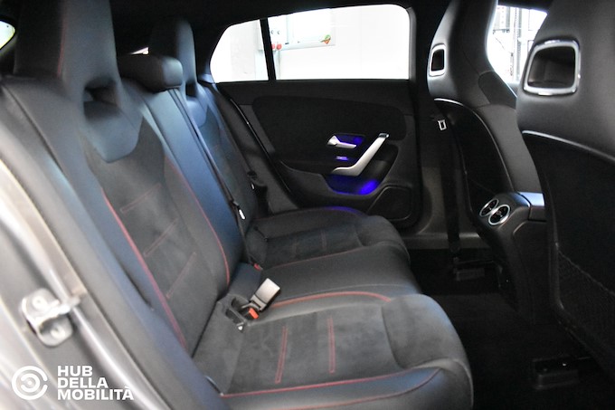MERCEDES-BENZ CLA 200 d Automatic Shooting Brake Premium